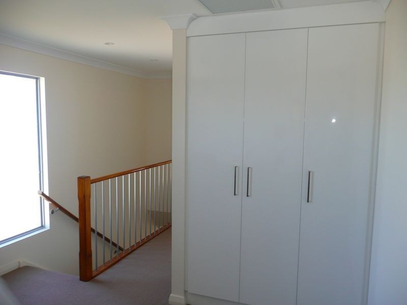 8 Hewitt Crescent, Woodville South SA 5011