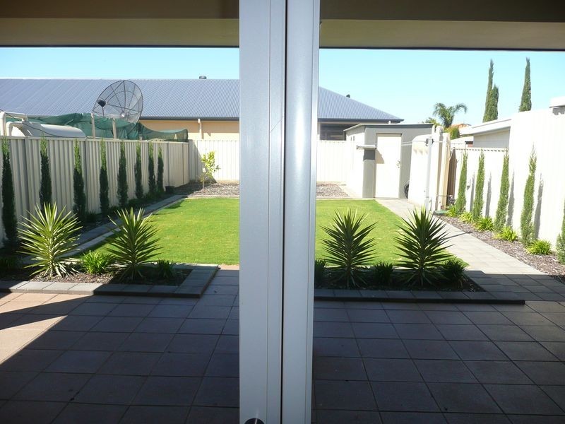 8 Hewitt Crescent, Woodville South SA 5011