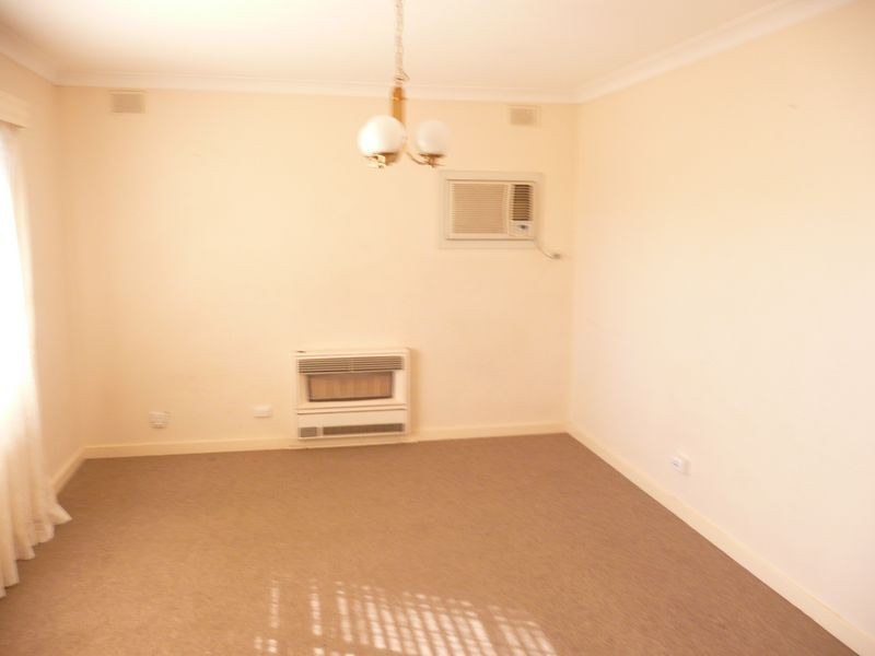 17 Glenburnie St, Seaton SA 5023