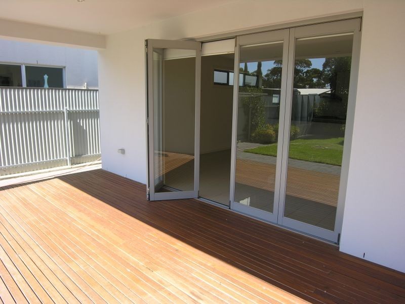 30 White Street, Henley Beach SA 5022