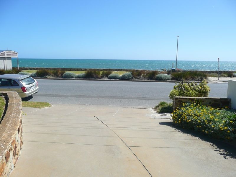 3/22 Seaview Road, West Beach SA 5024