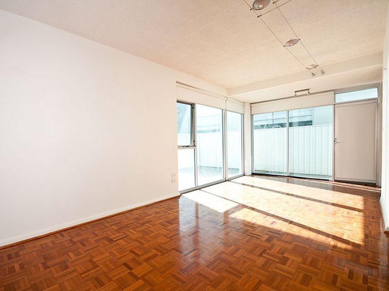 3/22 Seaview Road, West Beach SA 5024