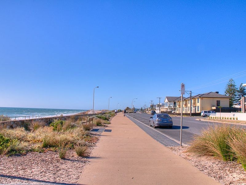 3/22 Seaview Road, West Beach SA 5024