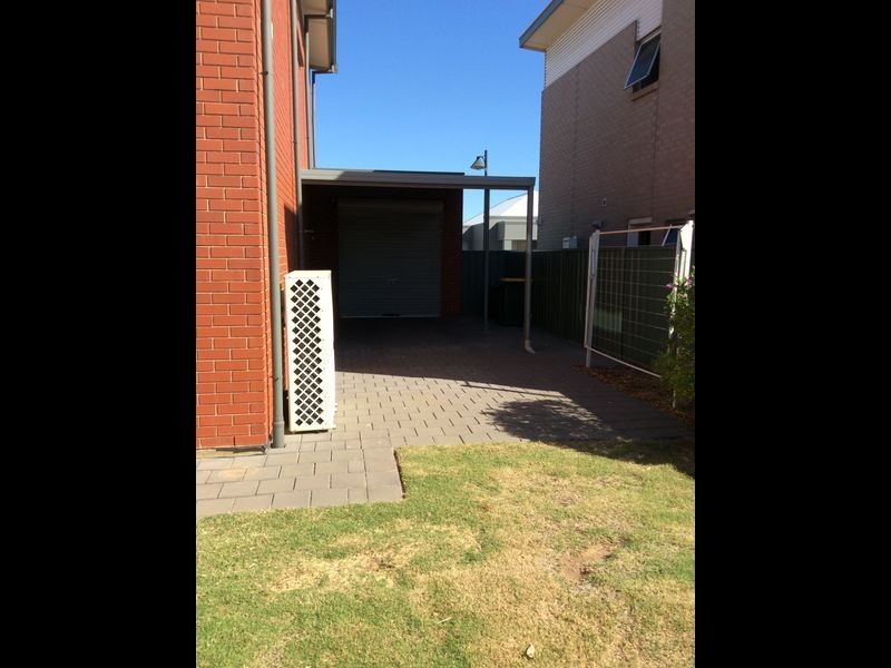 8 Waterton Lane, Mawson Lakes SA 5095