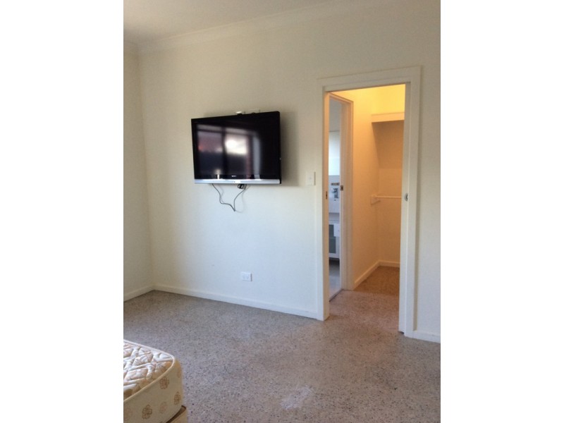 2/62A Addison Road, Pennington SA 5013