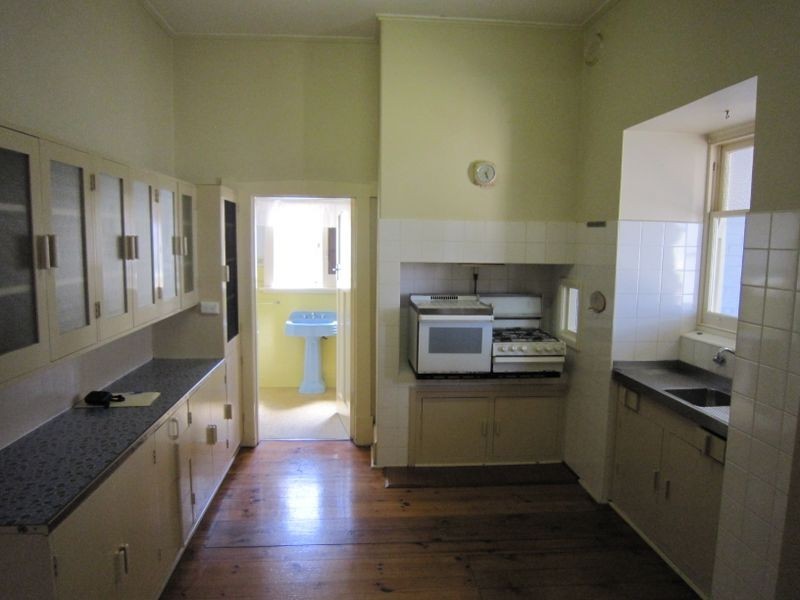 152 Esplanade, Largs Bay SA 5016