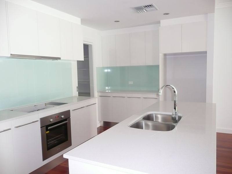 19 Amber Road, Highbury SA 5089