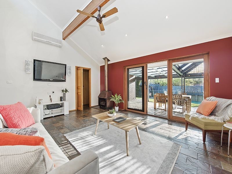 2 Mary Street, Happy Valley SA 5159