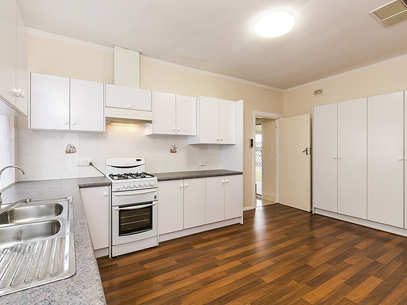 26 Hawkins Avenue, Flinders Park SA 5025