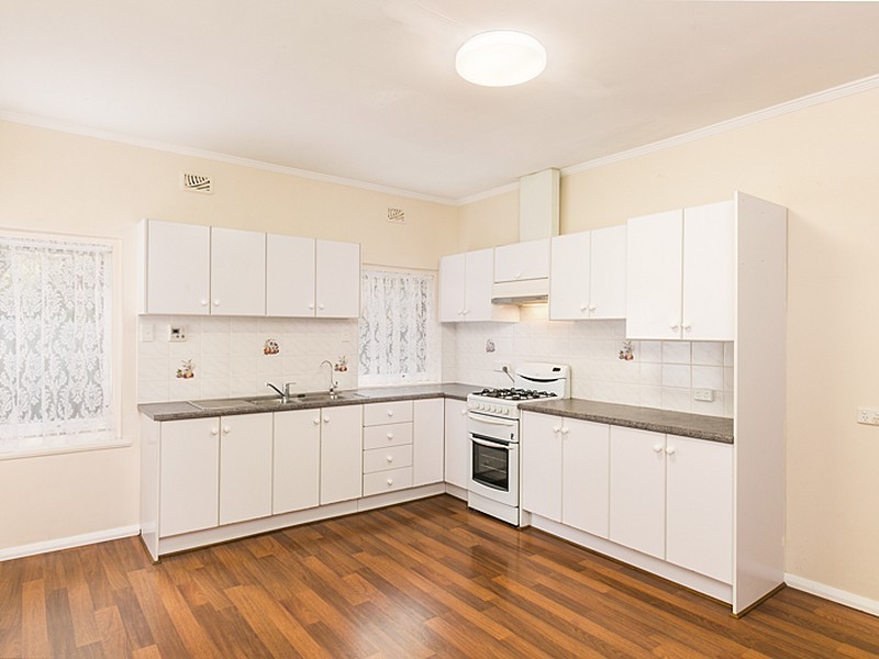 26 Hawkins Avenue, Flinders Park SA 5025