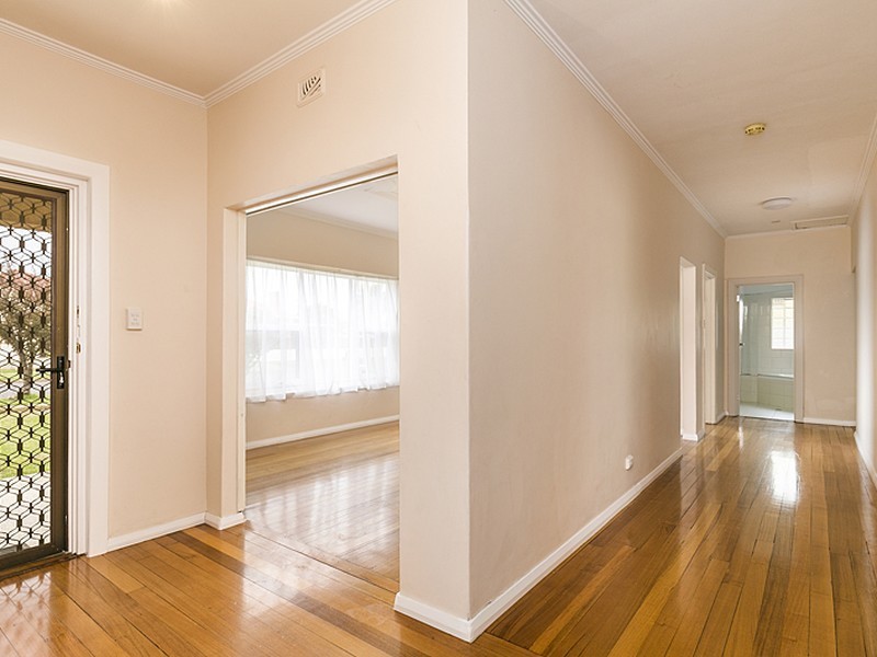 26 Hawkins Avenue, Flinders Park SA 5025
