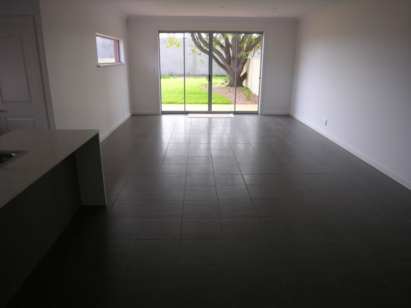 5 Shackleton Place, Flinders Park SA 5025