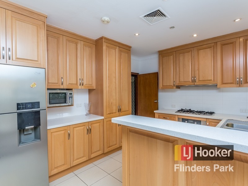 2 Par Crescent, Grange SA 5022