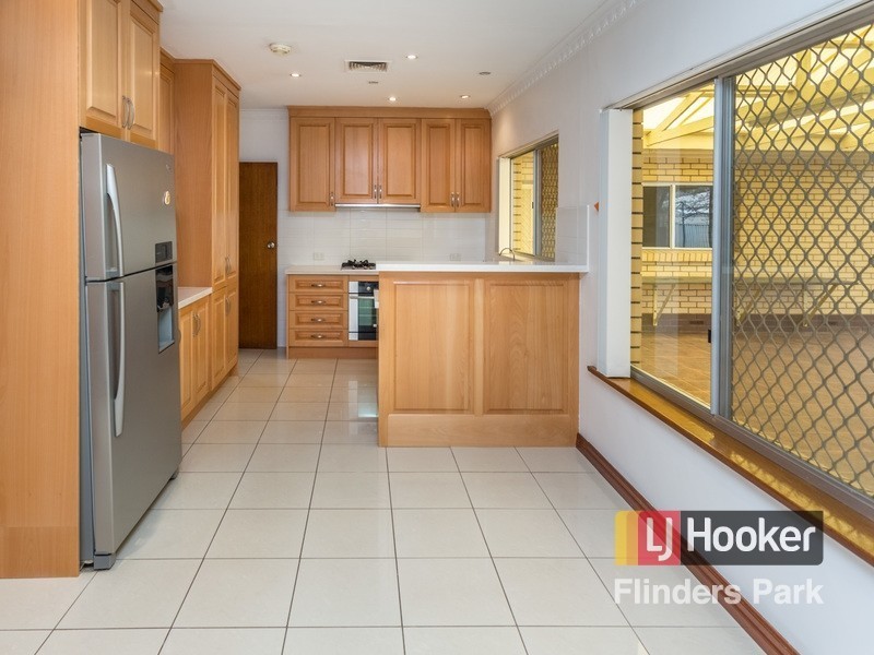 2 Par Crescent, Grange SA 5022