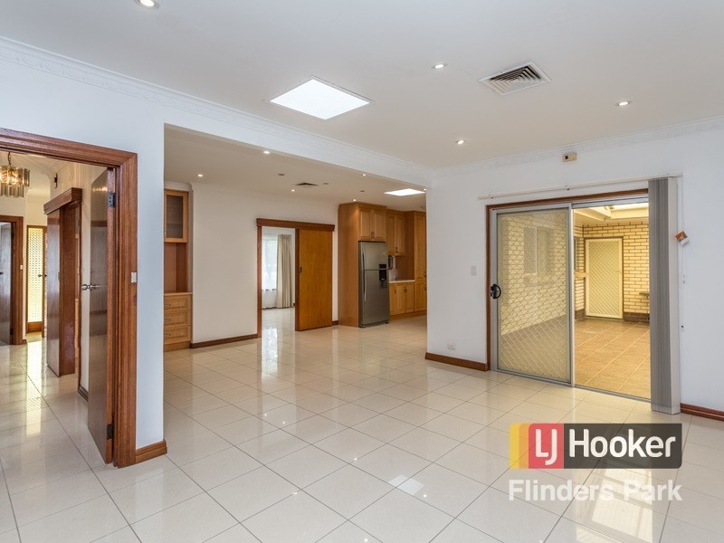 2 Par Crescent, Grange SA 5022