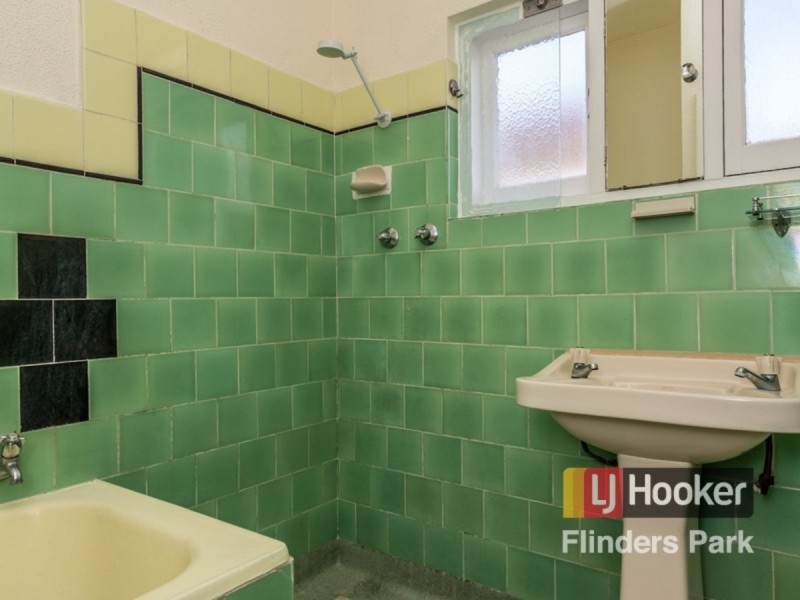 24 Martins Road, Seaton SA 5023