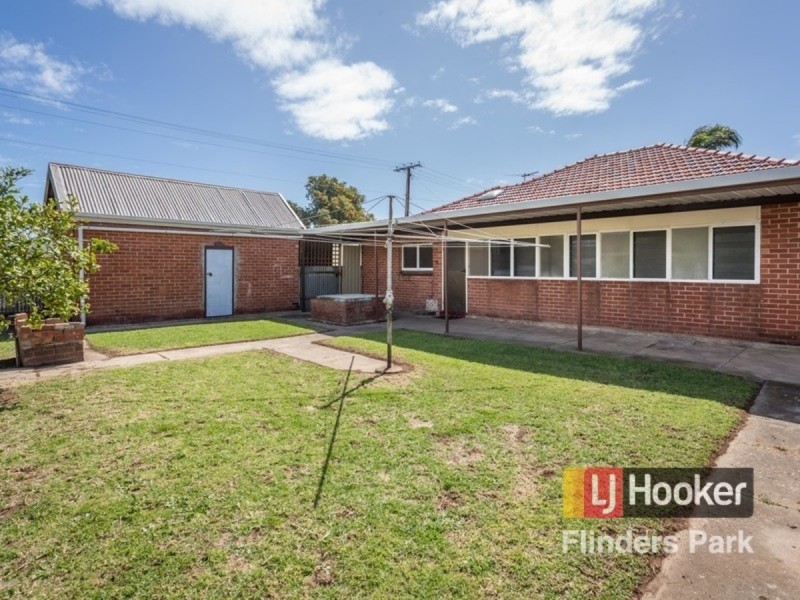 24 Martins Road, Seaton SA 5023