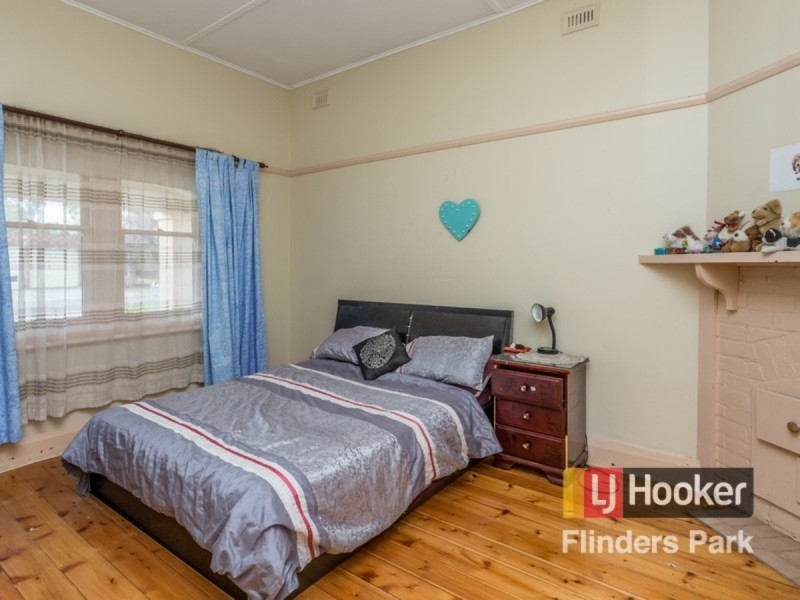 5 Cordelia Crescent, Findon SA 5023
