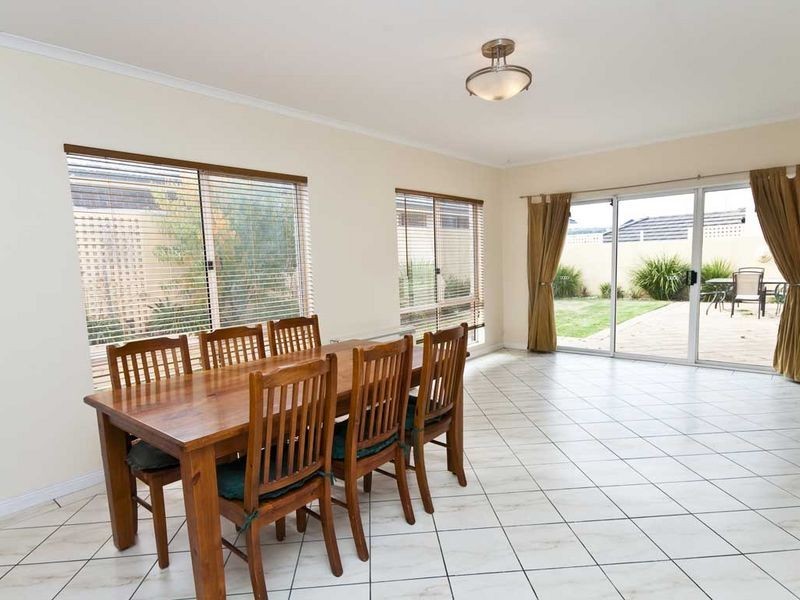 1 Hardwick Court, Golden Grove SA 5125