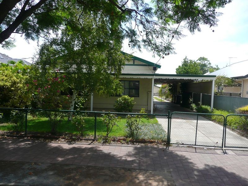 4 George St, Clarence Park SA 5034