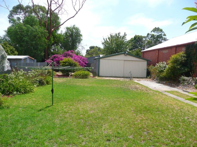 4 George St, Clarence Park SA 5034