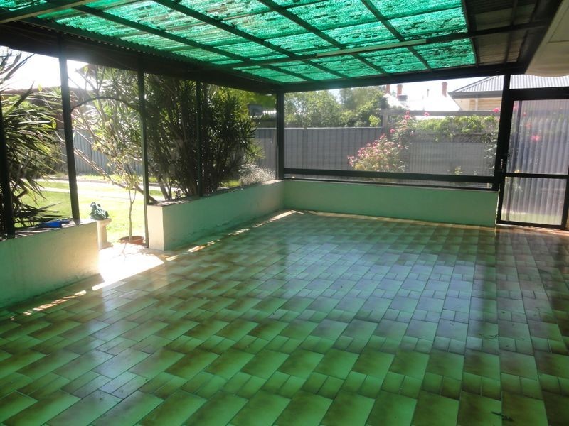 4 George St, Clarence Park SA 5034