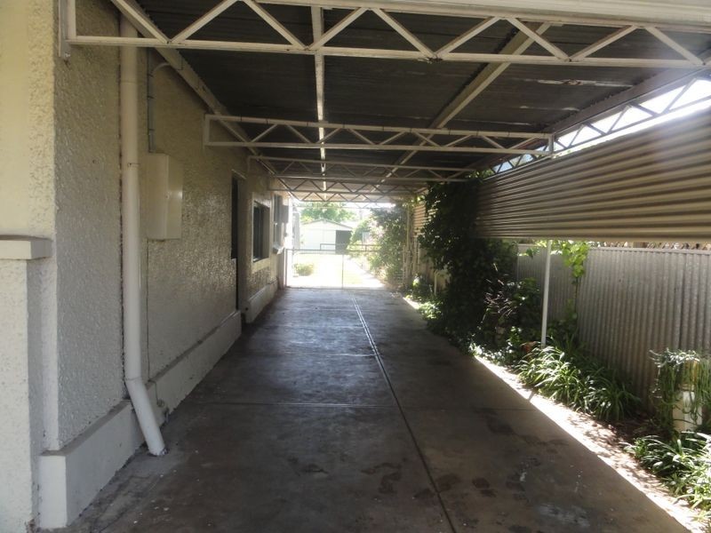 4 George St, Clarence Park SA 5034