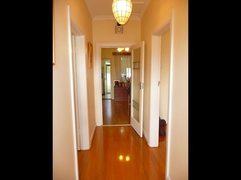 16 Cooke Crescent, Royal Park SA 5014