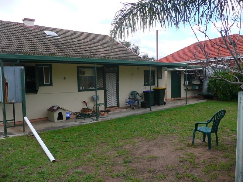 16 Cooke Crescent, Royal Park SA 5014