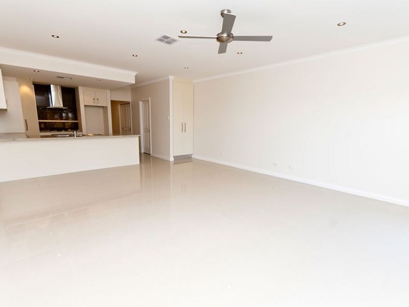 7 Ridley Street, Mawson Lakes SA 5095