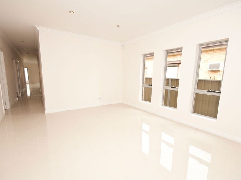 11 Warwick Ave, Kurralta Park SA 5037