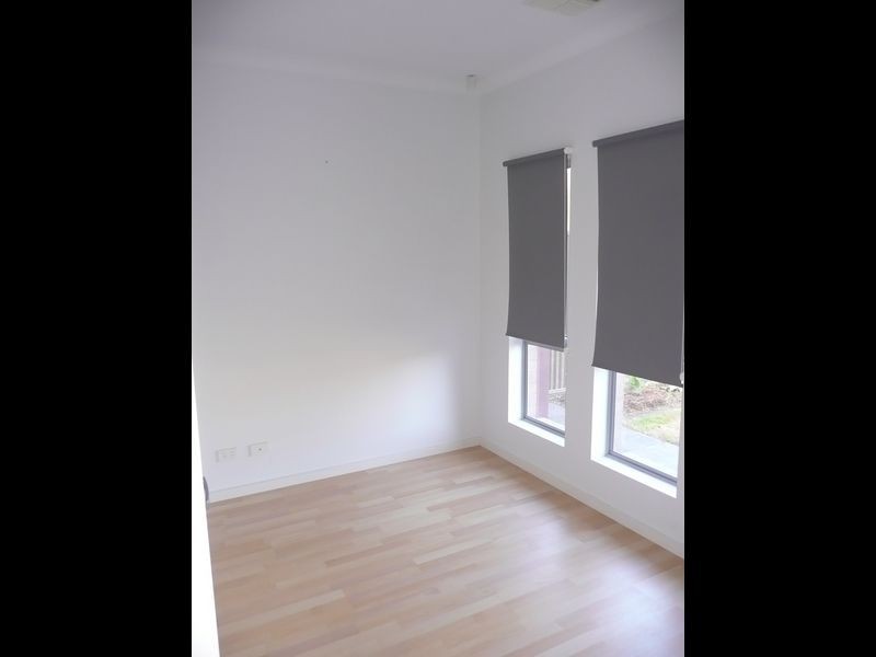 18 Hartley Road, Flinders Park SA 5025