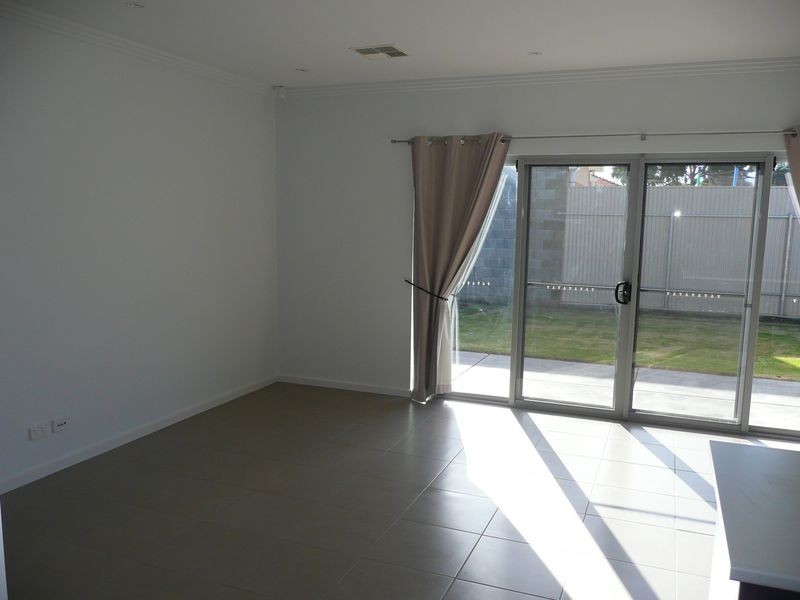 18 Hartley Road, Flinders Park SA 5025