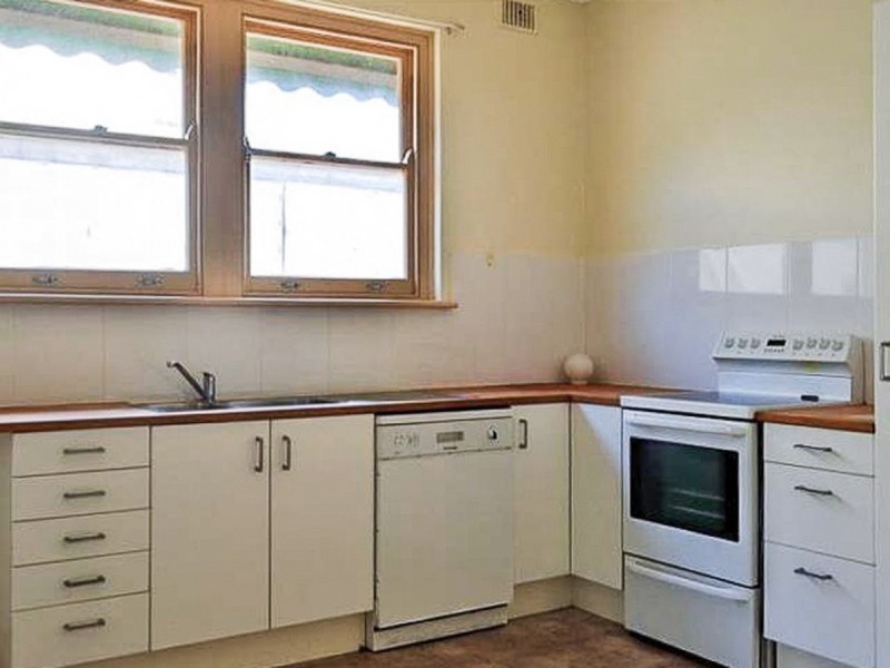4 Truscott Avenue, Seacombe Heights SA 5047