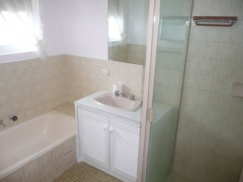 8 Broden Rd, West Beach SA 5024