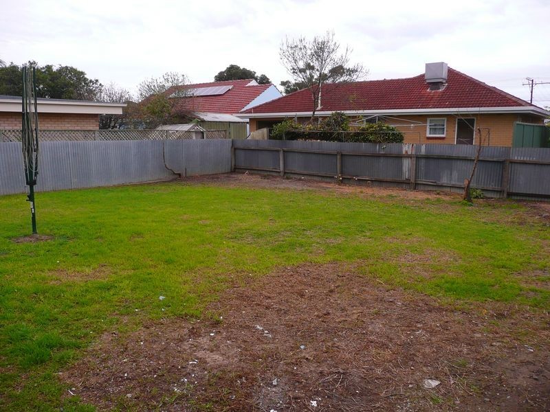 8 Broden Rd, West Beach SA 5024