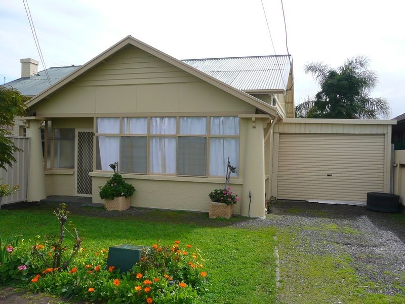 9 Cornish St, Glenelg North SA 5045