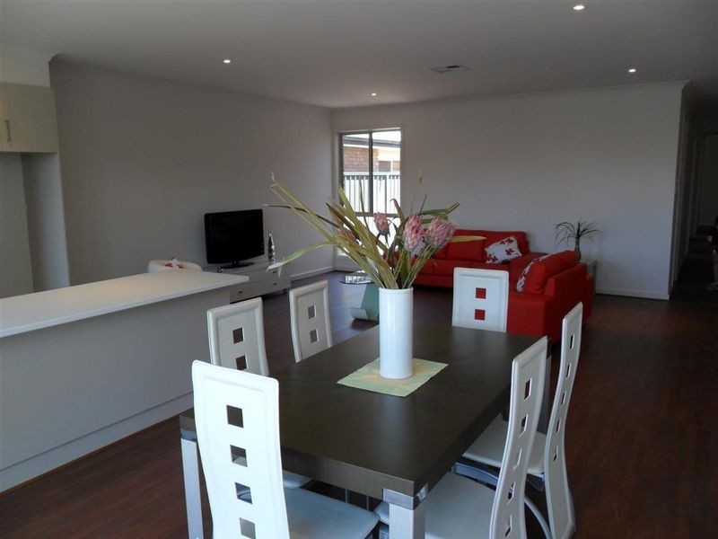 46 Centre Street, Largs Bay SA 5016