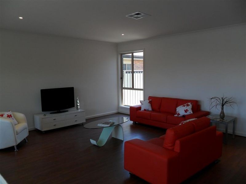 46 Centre Street, Largs Bay SA 5016