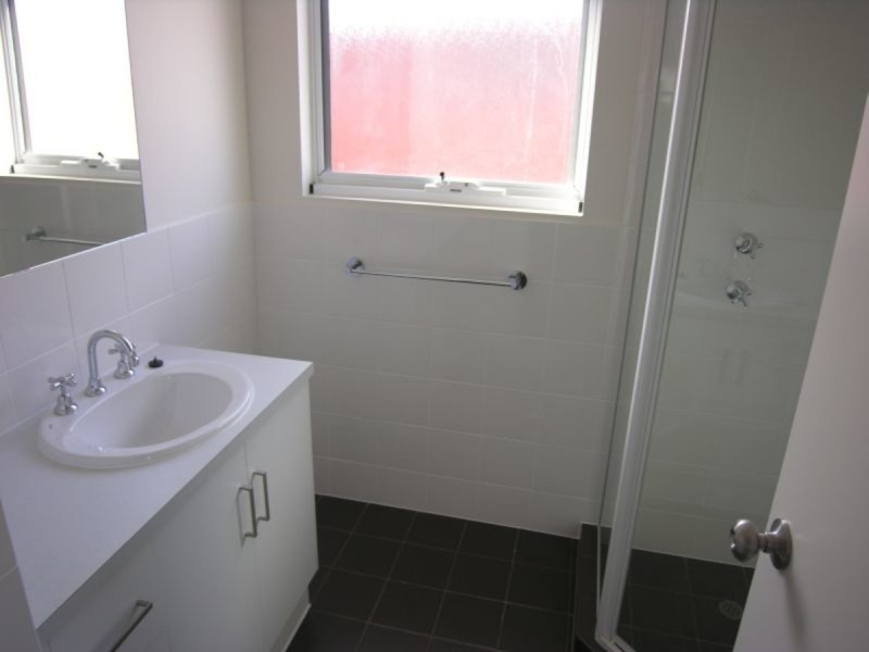 8 Waterton Lane, Mawson Lakes SA 5095