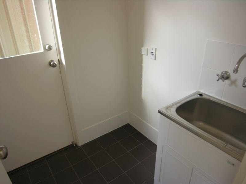 8 Waterton Lane, Mawson Lakes SA 5095