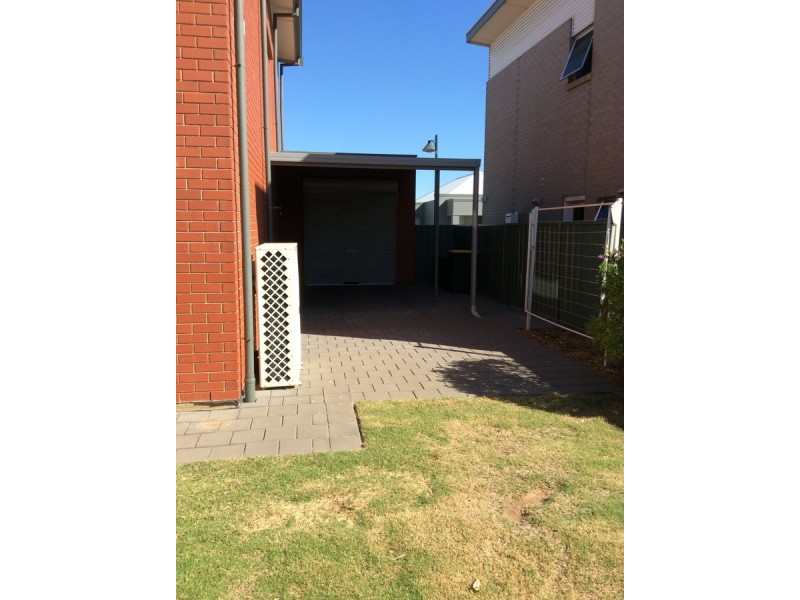 8 Waterton Lane, Mawson Lakes SA 5095