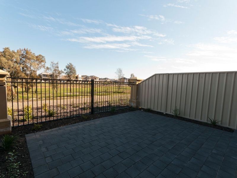 9 Ridley Street, Mawson Lakes SA 5095