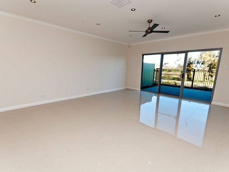 9 Ridley Street, Mawson Lakes SA 5095