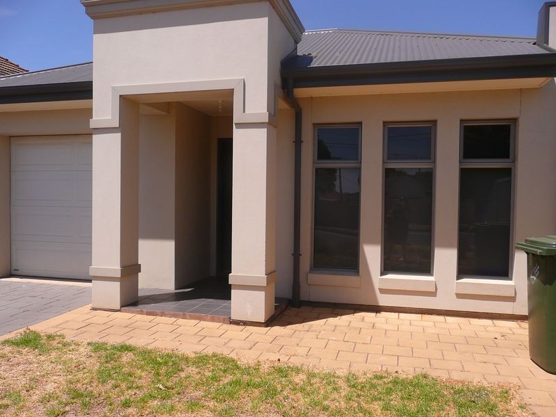 55 Holbrooks Rd, Flinders Park SA 5025