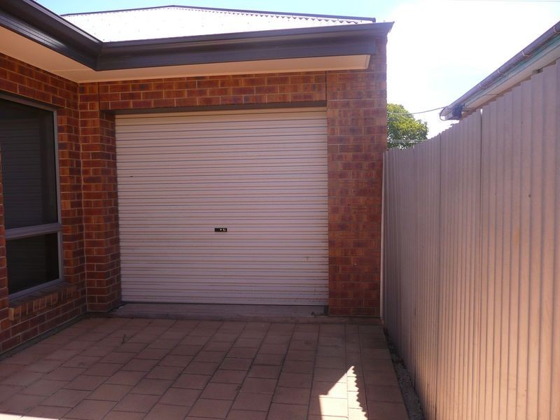 55 Holbrooks Rd, Flinders Park SA 5025