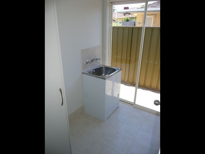 8 Dingera Avenue, North Plympton SA 5037