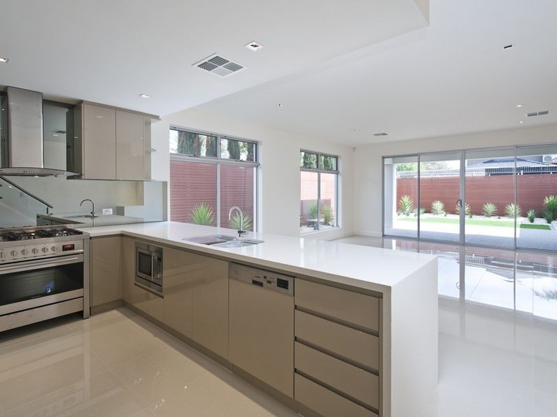 18 Cottesloe Street, West Beach SA 5024