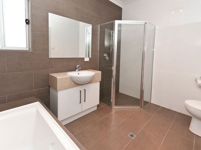 19 Hammond Rd, Findon SA 5023