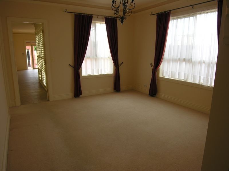12A Reedie St, Henley Beach SA 5022